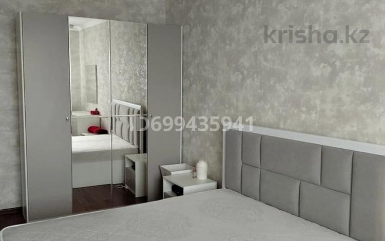 2-комнатная квартира · 75 м² · 6/10 этаж, Райымбека 481в — Саина Райымбека за 320 000 ₸ в Алматы, Алатауский р-н — фото 2