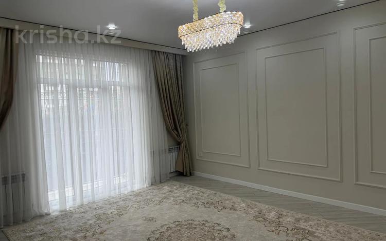 2-комнатная квартира · 56 м² · 2/12 этаж, Куаныша Толеметова 50/6 за 200 000 ₸ в Шымкенте, Абайский р-н — фото 2