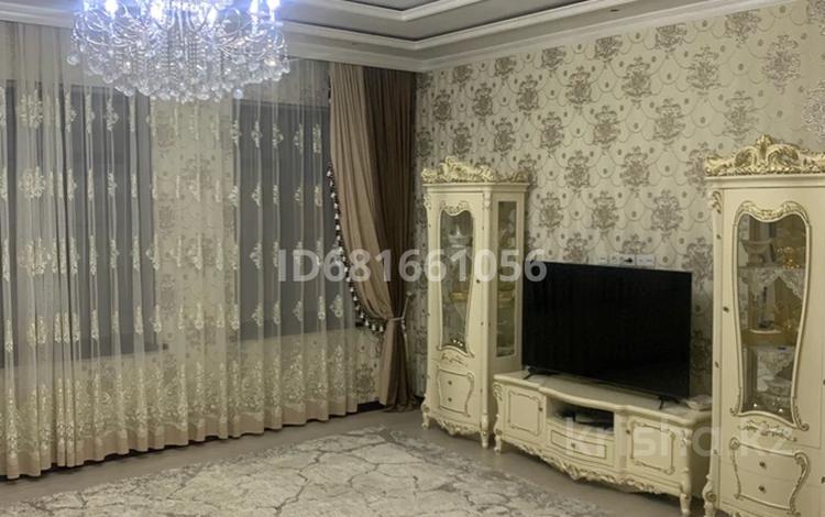 Отдельный дом • 8 комнат • 235.3 м² • 10 сот., Қазтуған жырау 52 за 39 млн 〒 в Туркестане — фото 2