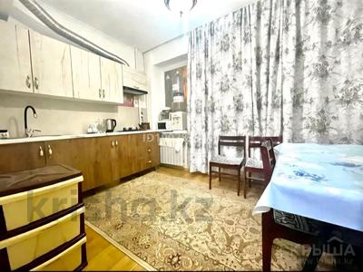 1-комнатная квартира · 42 м² · 1/5 этаж, Жамбыла 117 — Ади шарипова кабанбай батыра за 255 000 〒 в Алматы, Алмалинский р-н