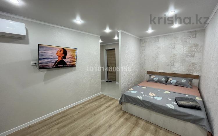 1-комнатная квартира · 40 м² · 3/5 этаж, М.Маметовой 105 — Молдагуловой за 13 000 ₸ в Уральске — фото 3