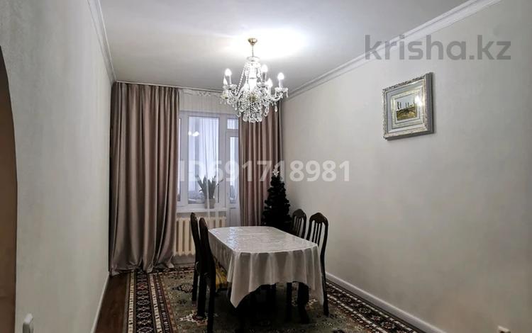 2-комнатная квартира, 51 м², 1/9 этаж, Сауран 12/1 — Анвар,Сауран