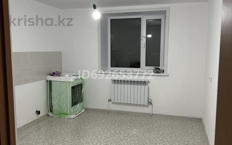 3-комнатная квартира, 81 м², 8/9 этаж помесячно, Ладожская 27