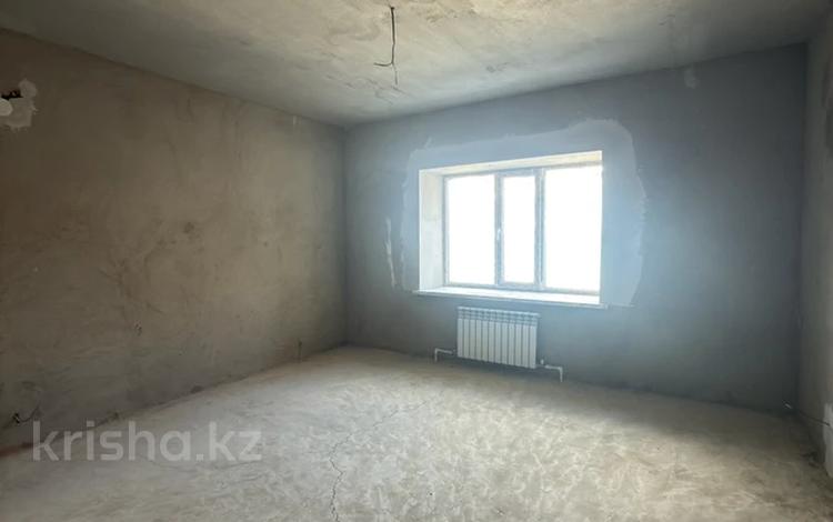 3-комнатная квартира · 90 м², мкр. Алтын орда, тауелсиздик 24А за 29.5 млн ₸ в Актобе — фото 2
