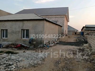 Жеке үй · 5 бөлме · 300 м² · 6 сот., Коктем 236 — Возле дороги, бағасы: 12 млн ₸ в Атамекене