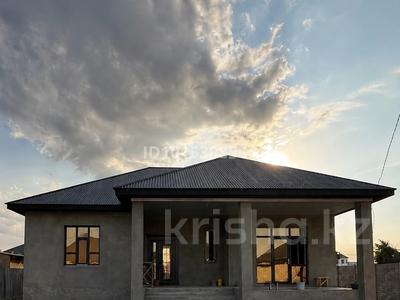 Жеке үй · 6 бөлме · 230 м² · 10 жүзд., Баян ауыл 27 массив Кайнар 105, бағасы: 37 млн ₸ в Таразе