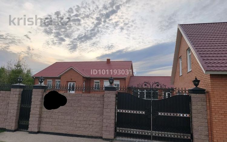 Отдельный дом · 18 комнат · 1045 м² · 20 сот., ул. Нурлыжол за 290 млн ₸ в  — фото 2