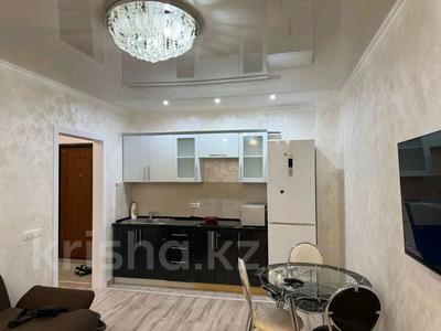 1-комнатная квартира · 50 м² · 12/16 этаж · помесячно, Валиханова 12 за 170 000 〒 в Астане, р-н Байконур
