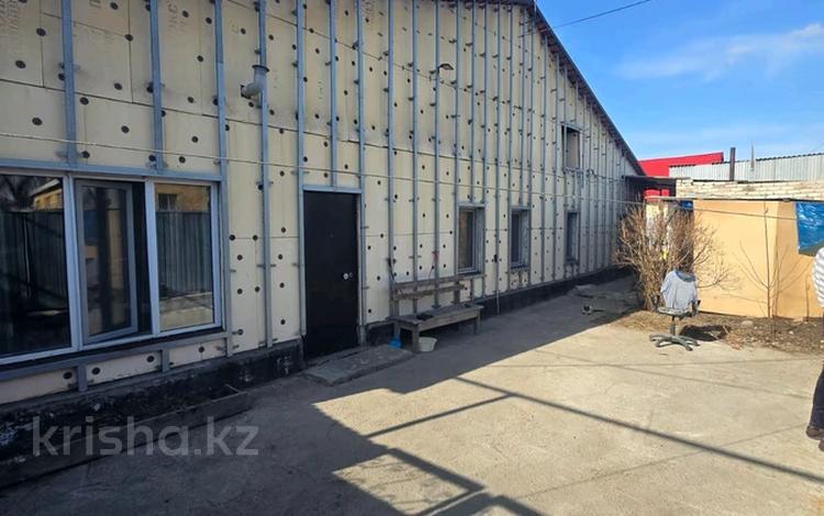 Отдельный дом · 5 комнат · 196 м² · 6 сот., Керамическая 90 за 49 млн ₸ в Караганде, Казыбек би р-н — фото 2