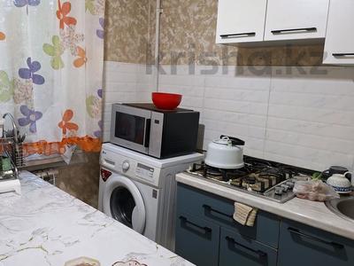 Пәтерлер в Алматы: 2-бөлмелі пәтер · 44 м² · 3/5 қабат, мкр Тастак-2, Дуйсенова — Тлендиева, бағасы: 34 млн 〒 2-бөлмелі пәтер · 44 м² · 3/5 қабат, мкр Тастак-2, Дуйсенова — Тлендиева, бағасы: 34 млн 〒 в Алматы, Алмалинский р-н