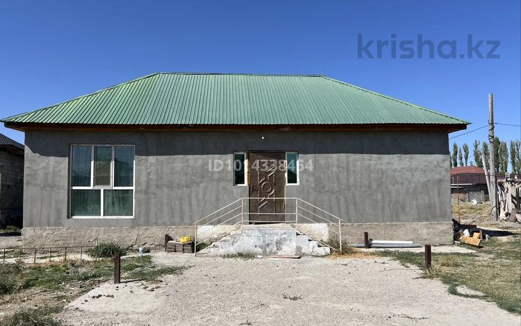 Отдельный дом · 3 комнаты · 180 м² · 8 сот., мкр Шайкорык, Улица Ынтымак 2б за 12 млн ₸ в Таразе — фото 2