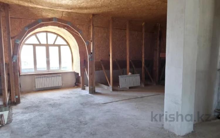 6-бөлмелі пәтер · 379 м² · 6/6 қабат, Мирас ш/а. 128, бағасы: 175 млн ₸ в Алматы, Бостандыкский р-н — фото 8