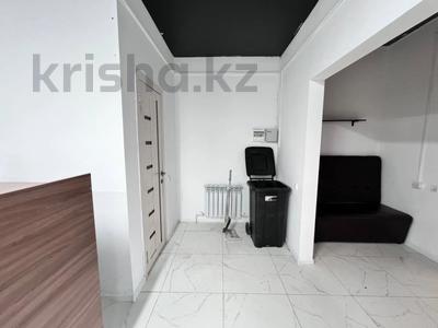 Офисы, магазины и бутики, салоны красоты, медцентры и аптеки, образование, развлечения · 46 м² за 30.5 млн 〒 в Караганде, Казыбек би р-н