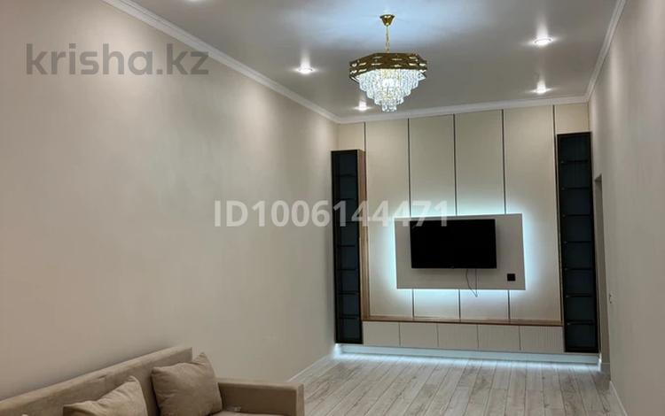 2-комнатная квартира · 80 м² · 6/6 этаж, 20-й мкр жк за 280 000 ₸ в Актау — фото 6