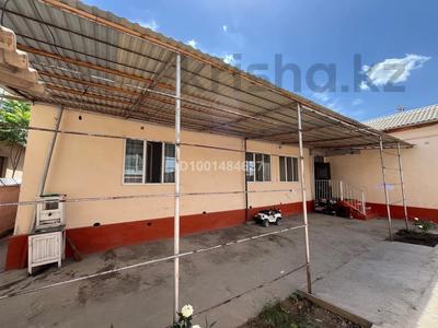 Отдельный дом · 9 комнат · 178 м² · 7 сот., Ғ.Мусрепов 23 — Жетісай қаласының орталығы мектеп Гагарин мектебі, базар, Диагностика, Балабақша, Ғ.Мүсірепов 23 за 27.5 млн 〒 в Жетысае