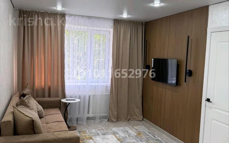 2-бөлмелі пәтер · 48 м² · 3/5 қабат, Аккозиева 5 — Кафе Берекет, ТРЦ Март, Арбат, бағасы: 12 000 ₸ в Таразе — фото 2