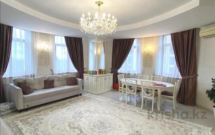 3-комнатная квартира · 120 м² · 4/9 этаж, Маркова — Аль-Фараби | Esentai Mall | Попова | The Ritz-Carlton | Haileybury Almaty за 113 млн ₸ в Алматы, Бостандыкский р-н — фото 2