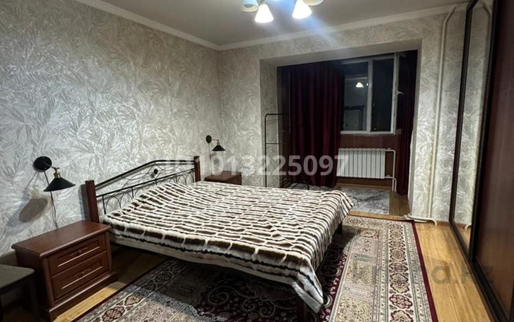 2-комнатная квартира · 60 м² · 2/5 этаж, Толе би байзакова — Толе би байзакова за 350 000 ₸ в Алматы, Алмалинский р-н — фото 2