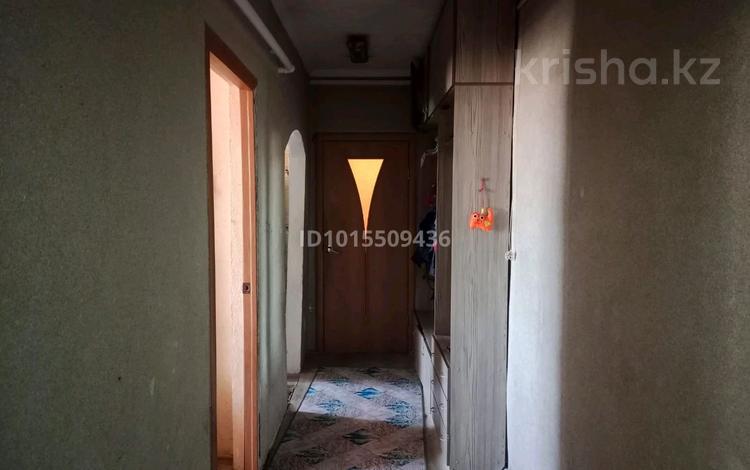 3-комнатная квартира · 65.2 м² · 2/2 этаж, Холодный ключ, Цветочная 3 — Двух этажки за 9.2 млн ₸ в Семее — фото 2