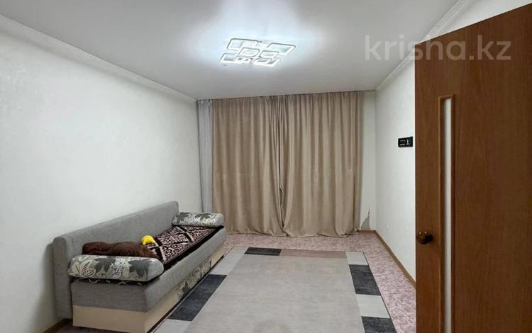 1-бөлмелі пәтер · 41.3 м² · 1/5 қабат, Юбилейный 19, бағасы: 18 млн ₸ в Костанае — фото 2