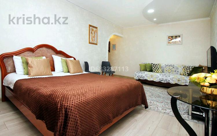 1-комнатная квартира · 35 м² · 2/5 этаж, Макатаева 118 — Наурызбай батыра Макатаева за 16 000 〒 в Алматы, Алмалинский р-н — фото 2