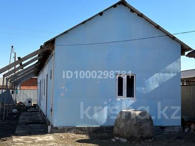 Отдельный дом · 3 комнаты · 100 м² · 6 сот., мкр Сарыкамыс-2, 6 7 за 25 млн ₸ в Атырау