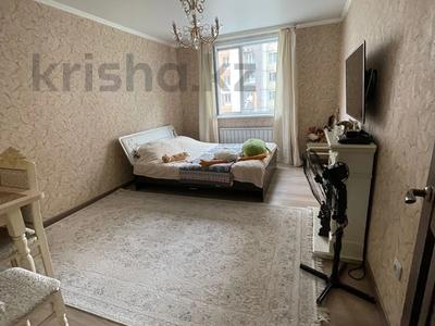 2-комнатная квартира · 58 м² · 3/12 этаж, мкр Акбулак, 1-я улица 43 за 36.5 млн ₸ в Алматы, Алатауский р-н