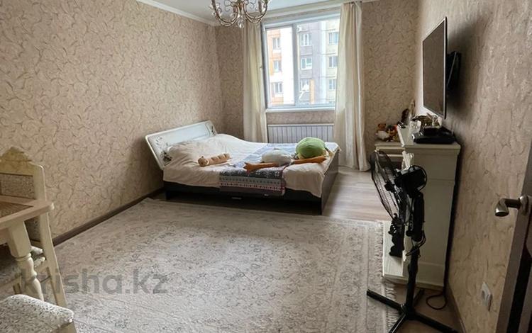 2-комнатная квартира · 58 м² · 3/12 этаж, мкр Акбулак, 1-я улица 43 за 36.5 млн ₸ в Алматы, Алатауский р-н — фото 2