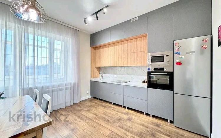 3-комнатная квартира, 120 м², 4/4 этаж, Кадыргали Жалайыри 5