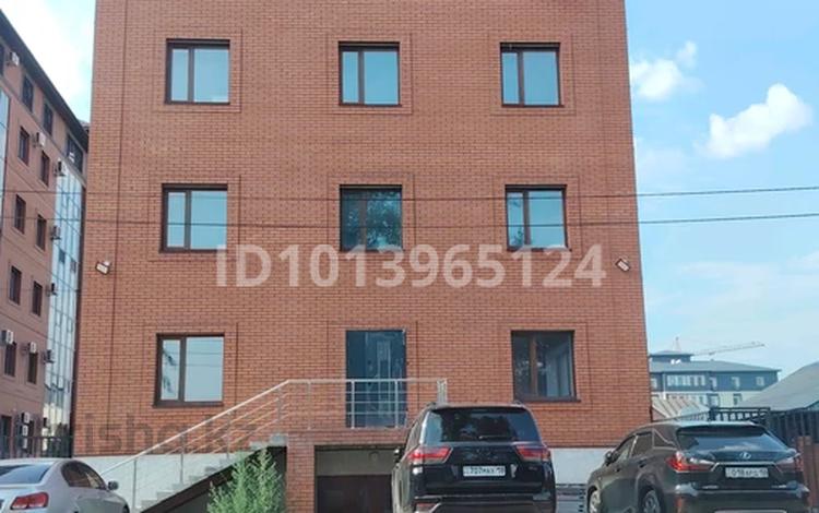 3-бөлмелі пәтер · 86.3 м² · 2/5 қабат, Габбасова 98, бағасы: 41 млн ₸ в Семее — фото 2