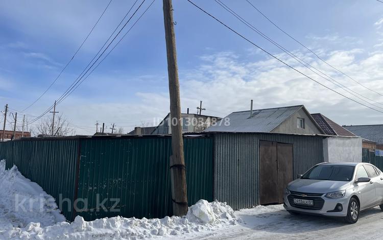 Жеке үй · 3 бөлме · 70 м² · 9 жүзд., Жетисай 79/1, бағасы: 20 млн ₸ в Астане, р-н Байконур — фото 2