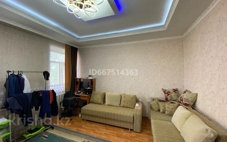 2-бөлмелі пәтер · 62 м² · 2/2 қабат, Ауэзова — Есенбердина и ауэзова, бағасы: 23 млн ₸ в Кокшетау — фото 2