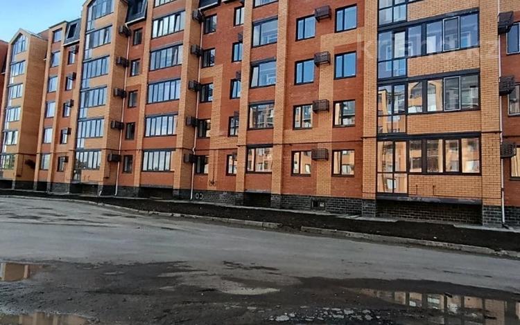 2-бөлмелі пәтер · 58 м² · 1/6 қабат, Микрорайон Береке 44, бағасы: 32 млн ₸ в Костанае — фото 2