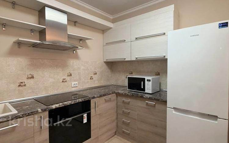 2-комнатная квартира · 60 м² · 14/19 этаж, Брусиловского 167 за 350 000 ₸ в Алматы, Алмалинский р-н — фото 2
