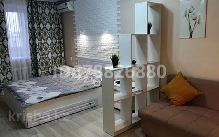 1-комнатная квартира · 35 м² · 4/16 этаж, Назарбаева 50 — Чокина за 10 000 ₸ в Павлодаре — фото 2