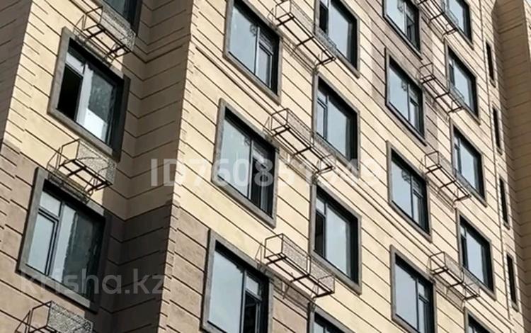 1-комнатная квартира · 47.9 м² · 8/9 этаж, Достык 1 за 18.5 млн ₸ в Атырау — фото 7