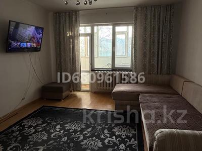 2-комнатная квартира · 50 м² · 1/5 этаж, Байсеитова 8 — Конституция за 12 000 〒 в Астане, Сарыарка р-н