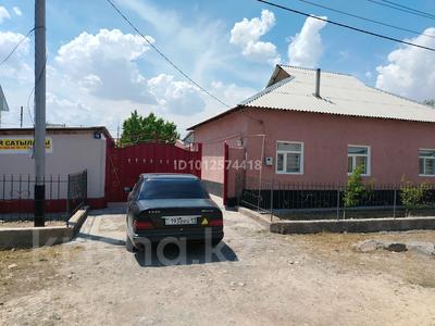 Отдельный дом · 8 комнат · 156 м² · 8 сот., Б. Қалаби 70 — Жарова көшесінің қиылысы за 18 млн ₸ в Туркестане