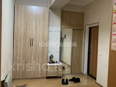 2-комнатная квартира, 65 м², 3/11 этаж помесячно, мкр Жетысу-3 — Абая Магнум, Фортуна баня за 250 000 〒 в Алматы, Ауэзовский р-н