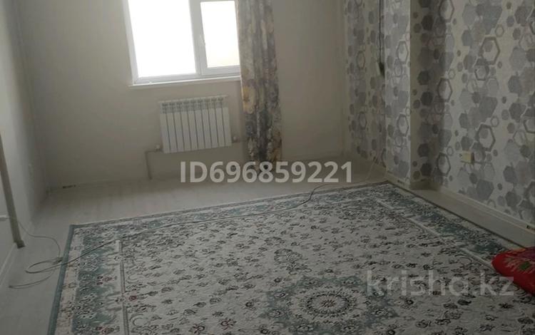 1-бөлмелі пәтер · 45.7 м² · 4/5 қабат, мкр Асар-2 12а — Рядом с Каратауским ЦОН-м (ТЦ Толе би), бағасы: 18 млн ₸ в Шымкенте, Абайский р-н — фото 2