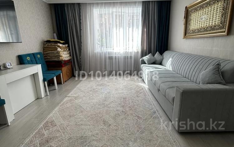 4-комнатная квартира · 90 м² · 4/10 этаж, мкр Юго-Восток, 29й микрорайон 5/6 за 47 млн ₸ в Караганде, Казыбек би р-н — фото 2