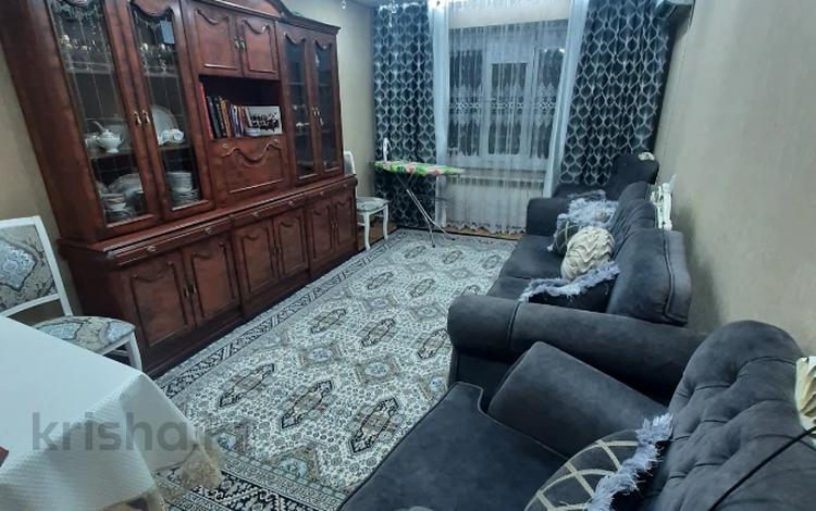 3-комнатная квартира · 62.8 м² · 10/10 этаж, мкр 11 за 17 млн ₸ в Актобе — фото 2