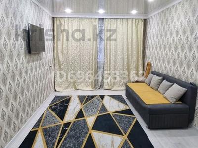 2-комнатная квартира · 44 м² · 1/5 этаж, Жунисова 180 — Дом Быта за 15 000 ₸ в Уральске, мкр Школьник