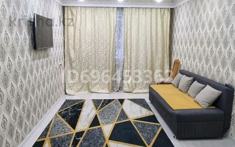 2-комнатная квартира · 44 м² · 1/5 этаж, Жунисова 180 — Дом Быта за 15 000 ₸ в Уральске, мкр Школьник — фото 8