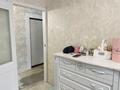 2-комнатная квартира · 43 м² · 2/5 этаж, Майкудук, 12й микрорайон за 12.3 млн ₸ в Караганде, Алихана Бокейханова р-н — фото 4
