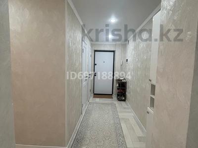 2-комнатная квартира · 56.4 м² · 2/9 этаж, 10мкр 18 за 23 млн 〒 в Аксае