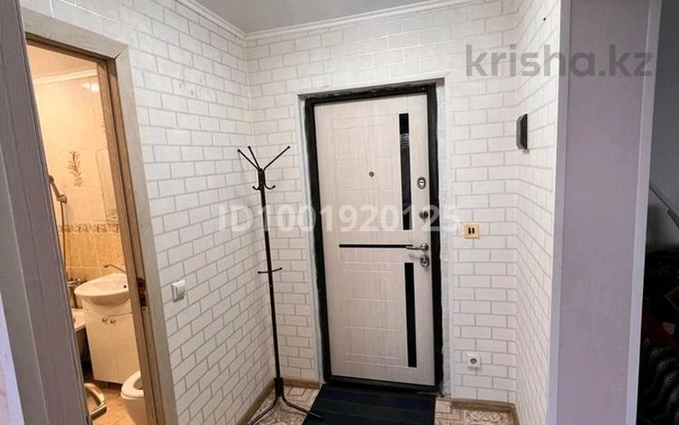 1-комнатная квартира · 29 м² · 5/5 этаж, 7район 86/а — Рядом с остановкой за 5 млн 〒 в Риддере — фото 6