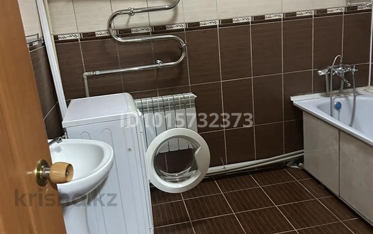 2-бөлмелі пәтер · 54 м² · 3/5 қабат, Водник 1 — Школ 15, бағасы: 23 млн ₸ в Боралдае (Бурундай), мкр Водник-1 — фото 2