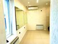 Салоны красоты · 40 м² за 50 000 ₸ в Атырау, мкр Самал — фото 11