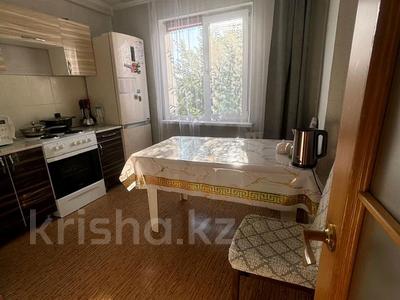 3-комнатная квартира, 69 м², 3/5 этаж, улица Жастар 31/2 за 28 млн 〒 в Усть-Каменогорске